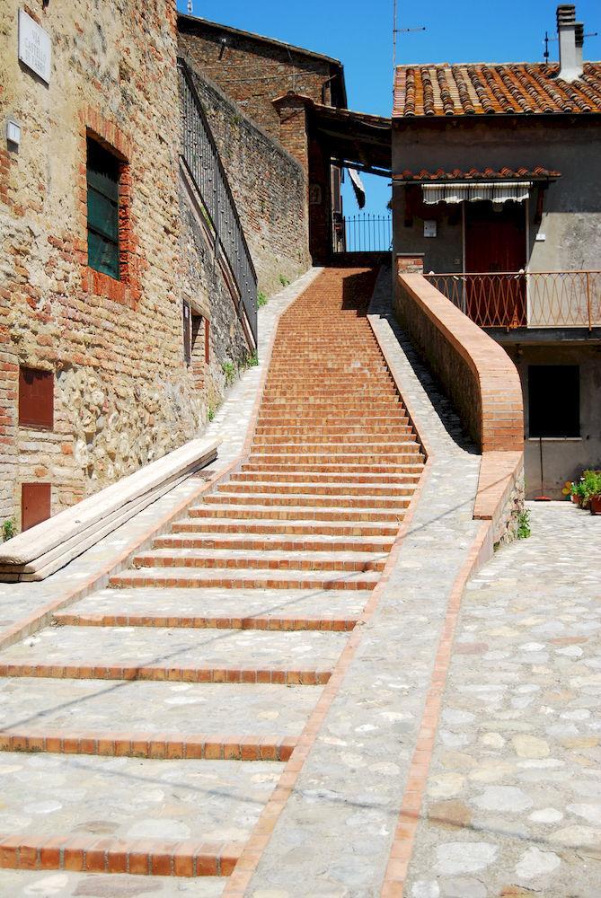 B&B Al Castello Fabro Bagian luar foto