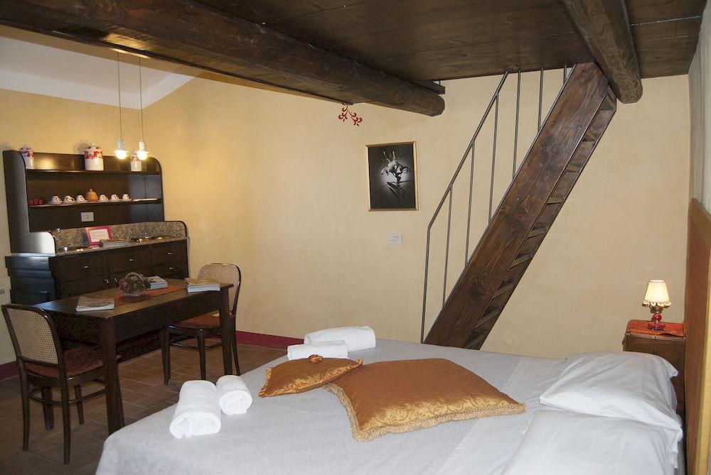 B&B Al Castello Fabro Bagian luar foto
